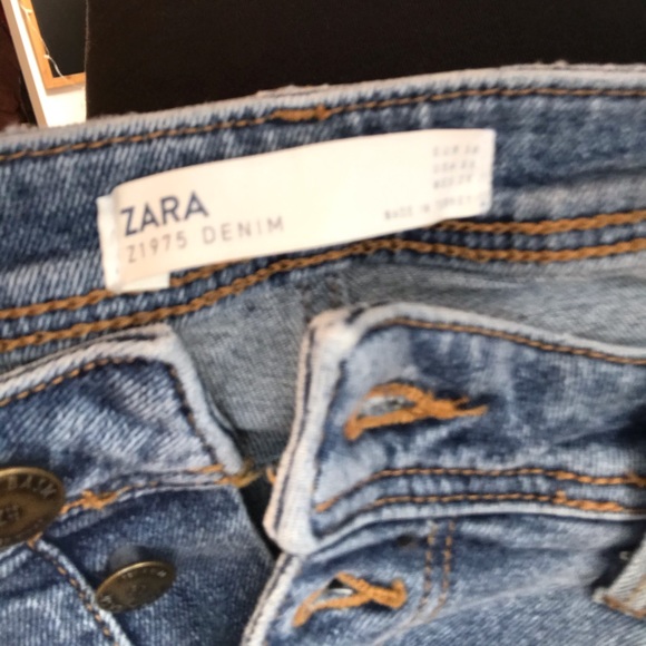 Jean 👖 - Picture 3 of 3